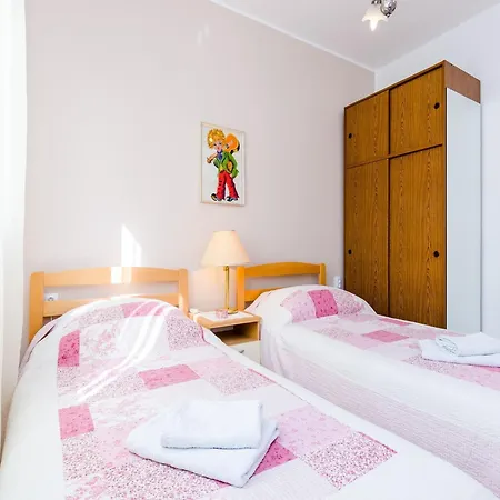 公寓 Nicol - Two-bedroom With Balcony And Sea View *